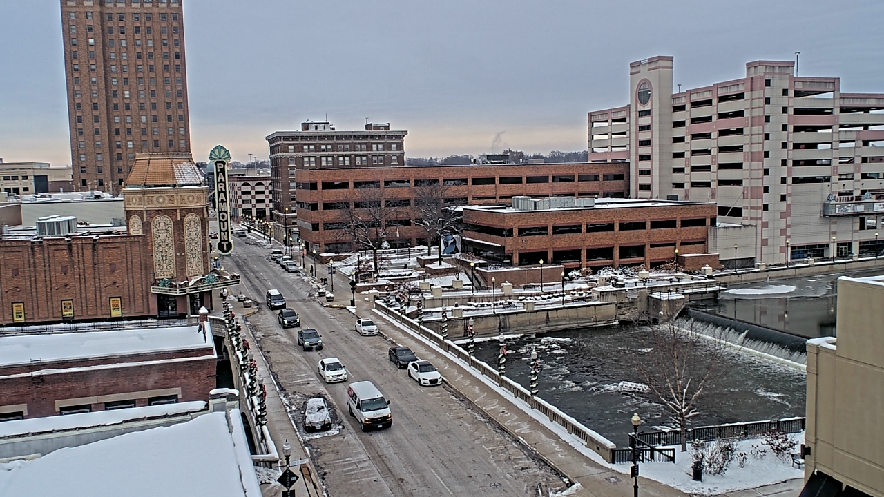 Thumbnail for current weather camera view from City of Aurora IL in Aurora, Illinois
