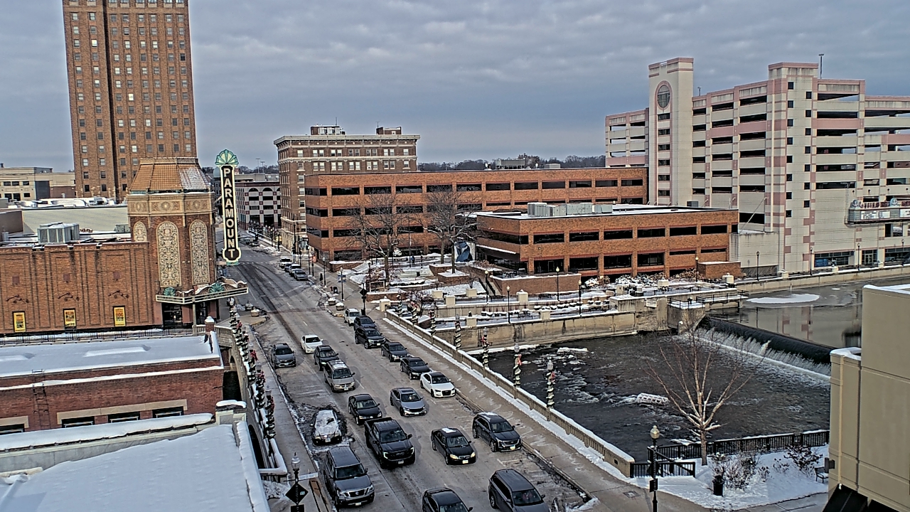Thumbnail for current weather camera view from City of Aurora IL in Aurora, Illinois