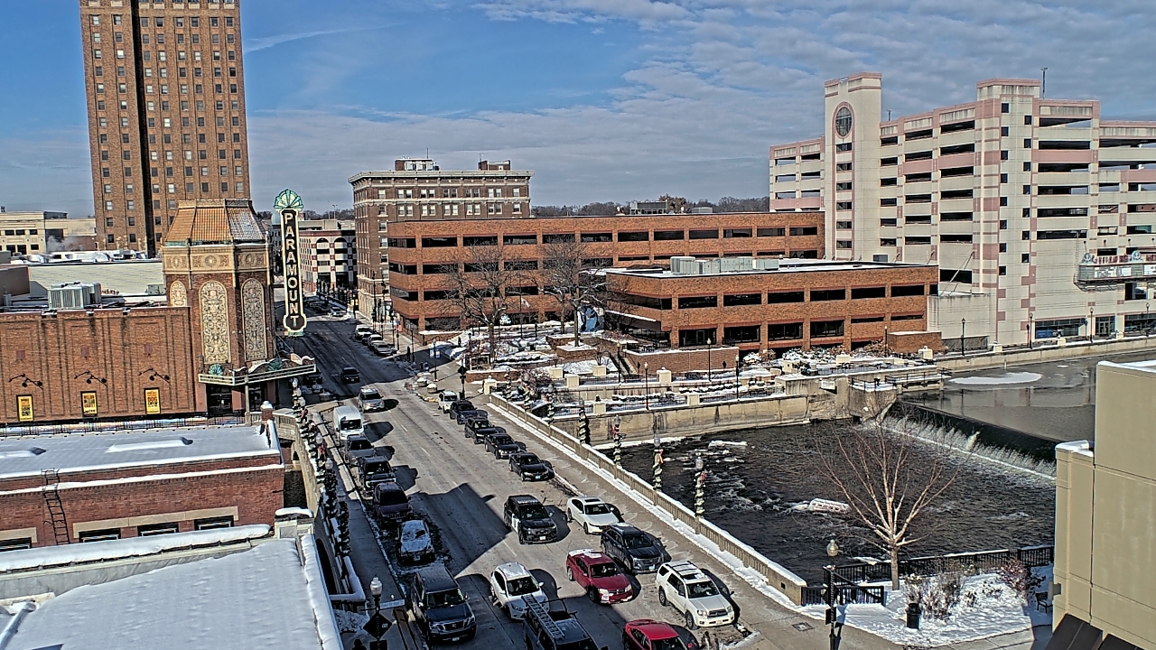 Thumbnail for current weather camera view from City of Aurora IL in Aurora, Illinois
