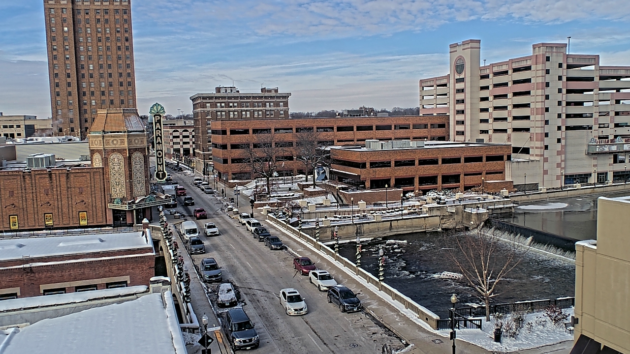 Thumbnail for current weather camera view from City of Aurora IL in Aurora, Illinois