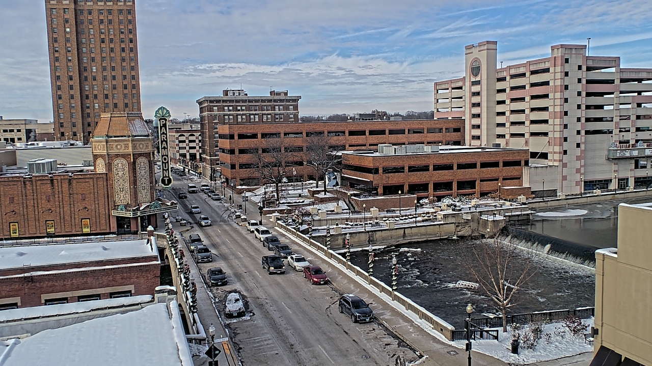 Thumbnail for current weather camera view from City of Aurora IL in Aurora, Illinois