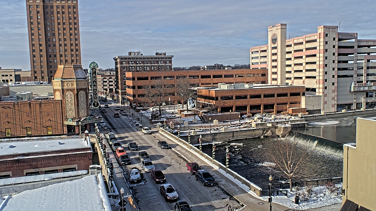 Thumbnail for current weather camera view from City of Aurora IL in Aurora, Illinois