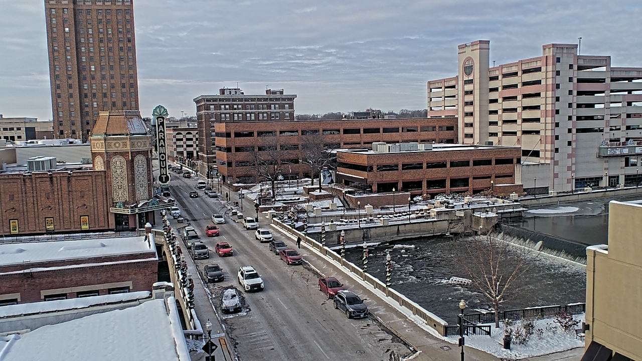 Thumbnail for current weather camera view from City of Aurora IL in Aurora, Illinois