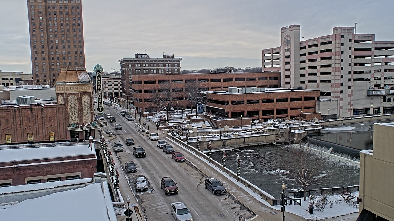 Thumbnail for current weather camera view from City of Aurora IL in Aurora, Illinois