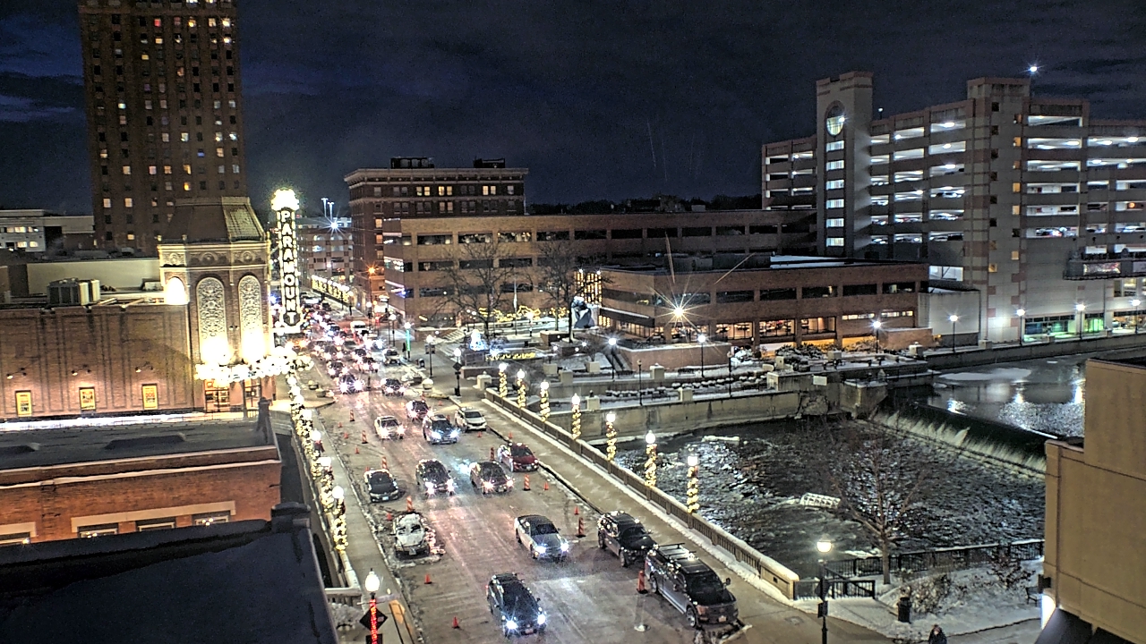 Thumbnail for current weather camera view from City of Aurora IL in Aurora, Illinois