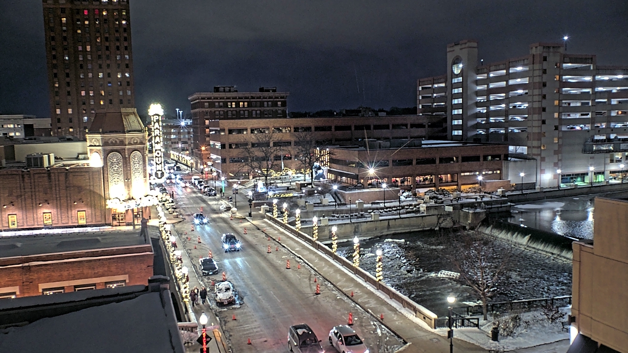 Thumbnail for current weather camera view from City of Aurora IL in Aurora, Illinois