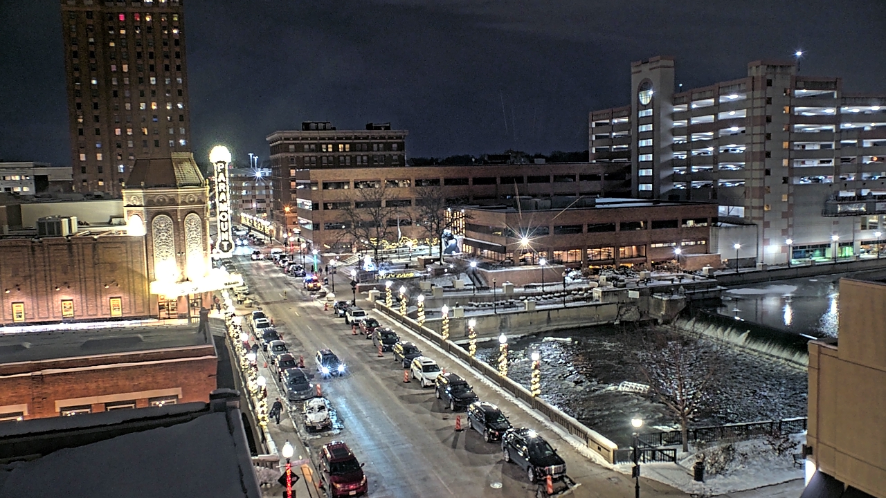Thumbnail for current weather camera view from City of Aurora IL in Aurora, Illinois
