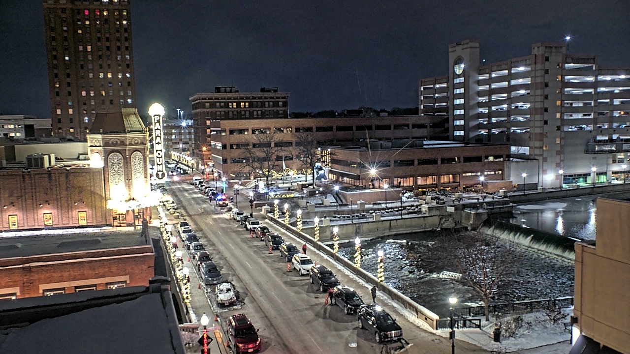 Thumbnail for current weather camera view from City of Aurora IL in Aurora, Illinois