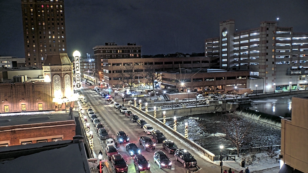 Thumbnail for current weather camera view from City of Aurora IL in Aurora, Illinois