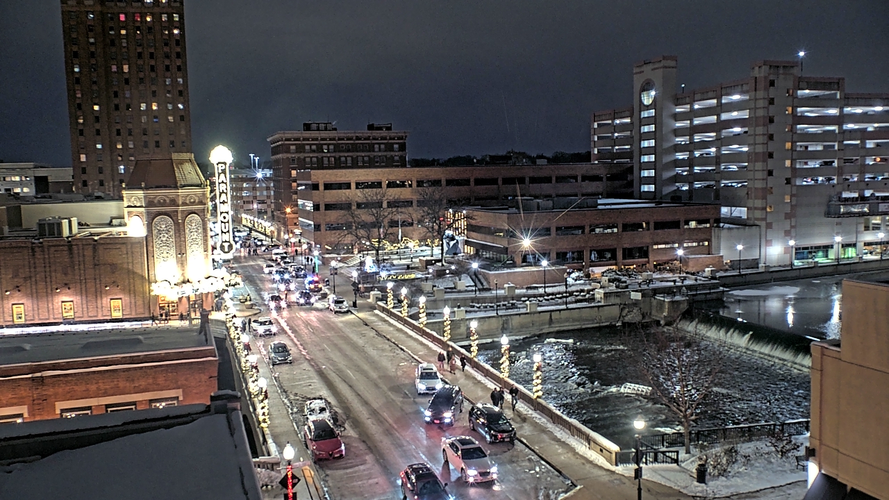 Thumbnail for current weather camera view from City of Aurora IL in Aurora, Illinois