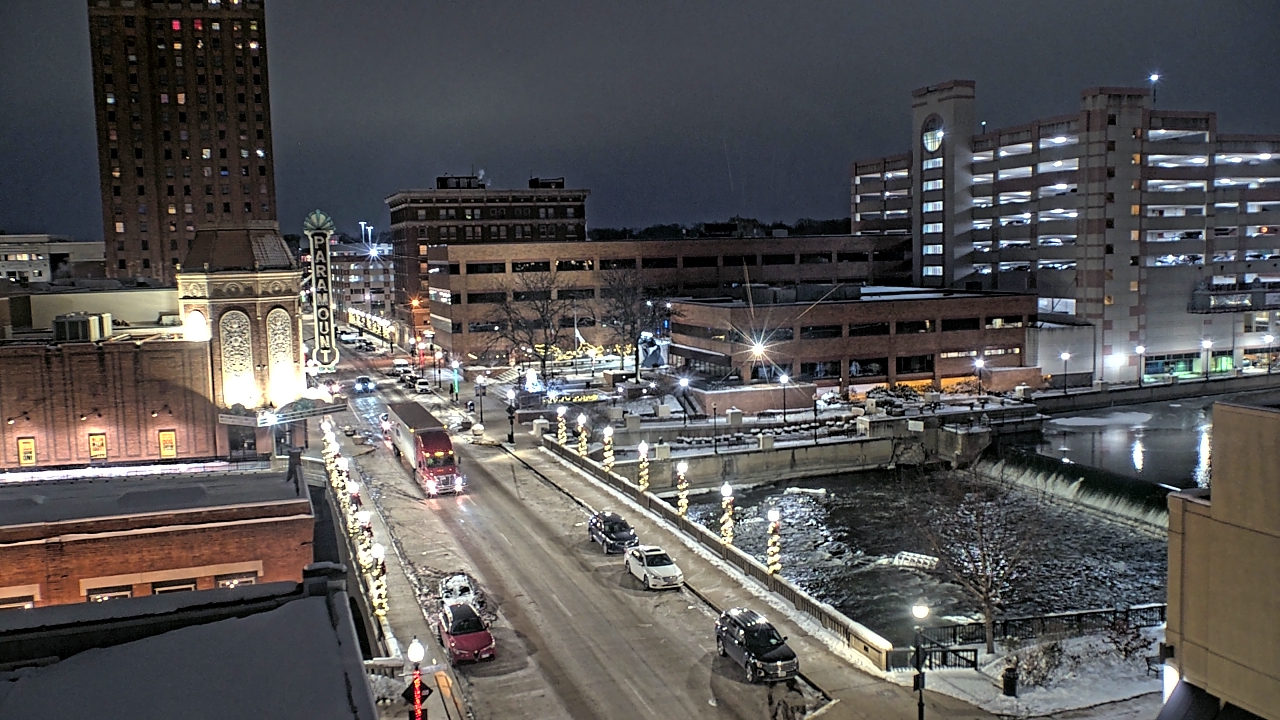 Thumbnail for current weather camera view from City of Aurora IL in Aurora, Illinois