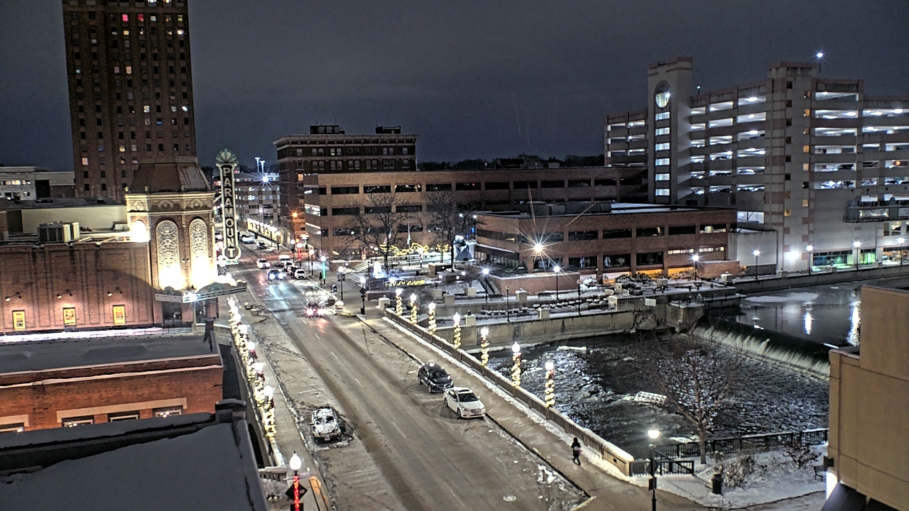 Thumbnail for current weather camera view from City of Aurora IL in Aurora, Illinois