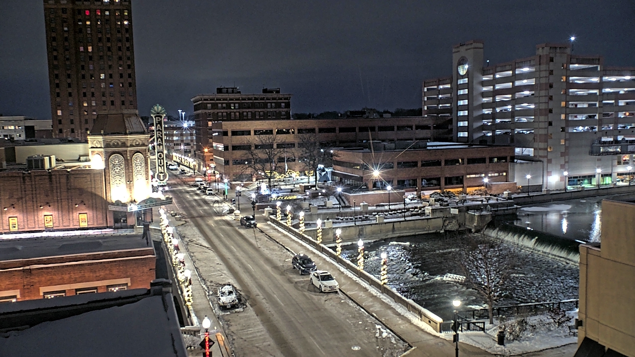 Thumbnail for current weather camera view from City of Aurora IL in Aurora, Illinois