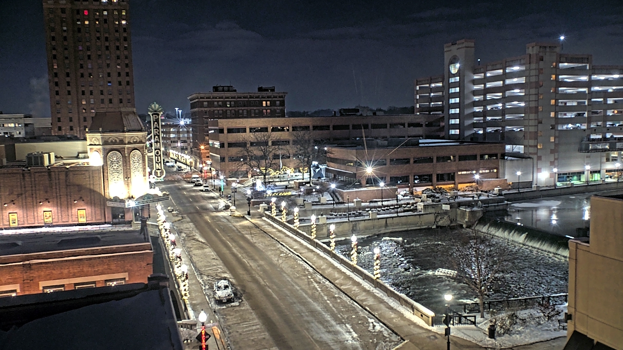 Thumbnail for current weather camera view from City of Aurora IL in Aurora, Illinois