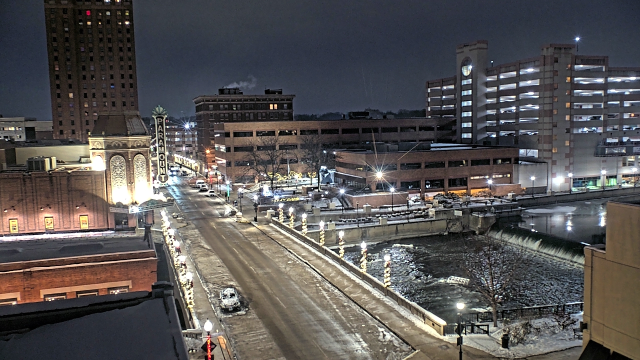 Thumbnail for current weather camera view from City of Aurora IL in Aurora, Illinois