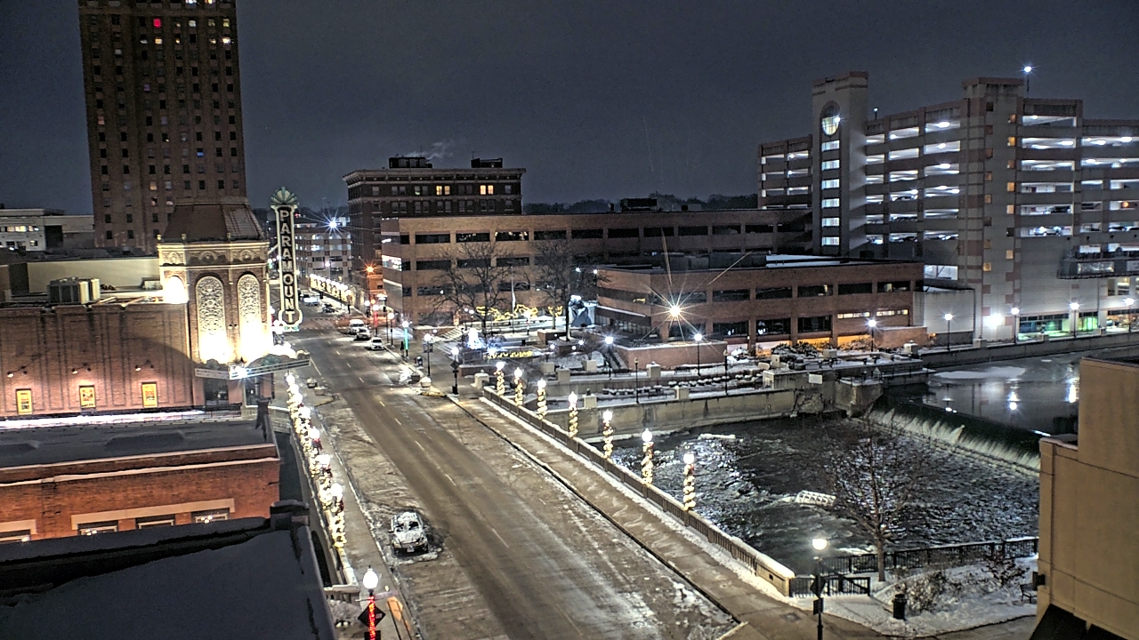 Thumbnail for current weather camera view from City of Aurora IL in Aurora, Illinois