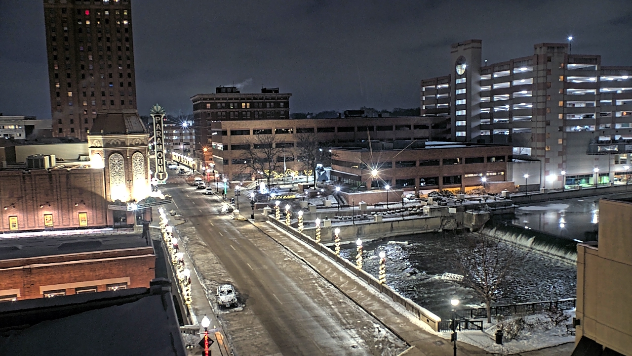 Thumbnail for current weather camera view from City of Aurora IL in Aurora, Illinois
