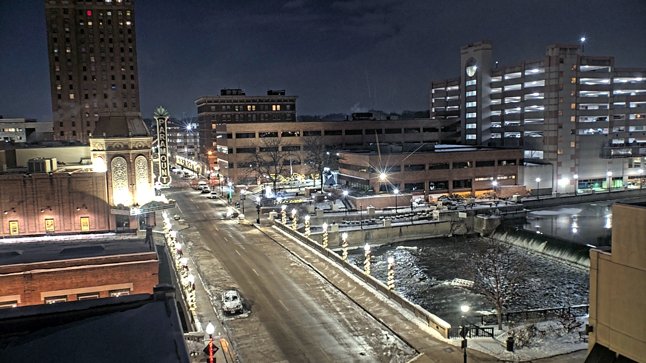 Thumbnail for current weather camera view from City of Aurora IL in Aurora, Illinois