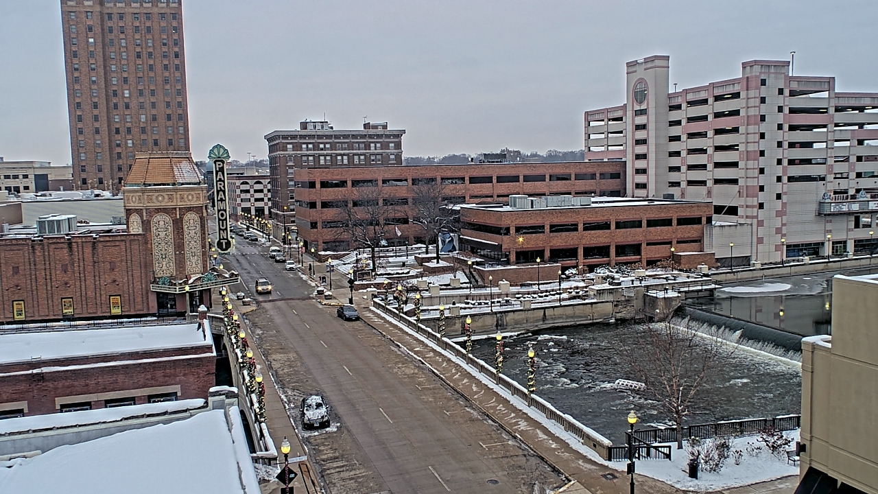 Thumbnail for current weather camera view from City of Aurora IL in Aurora, Illinois