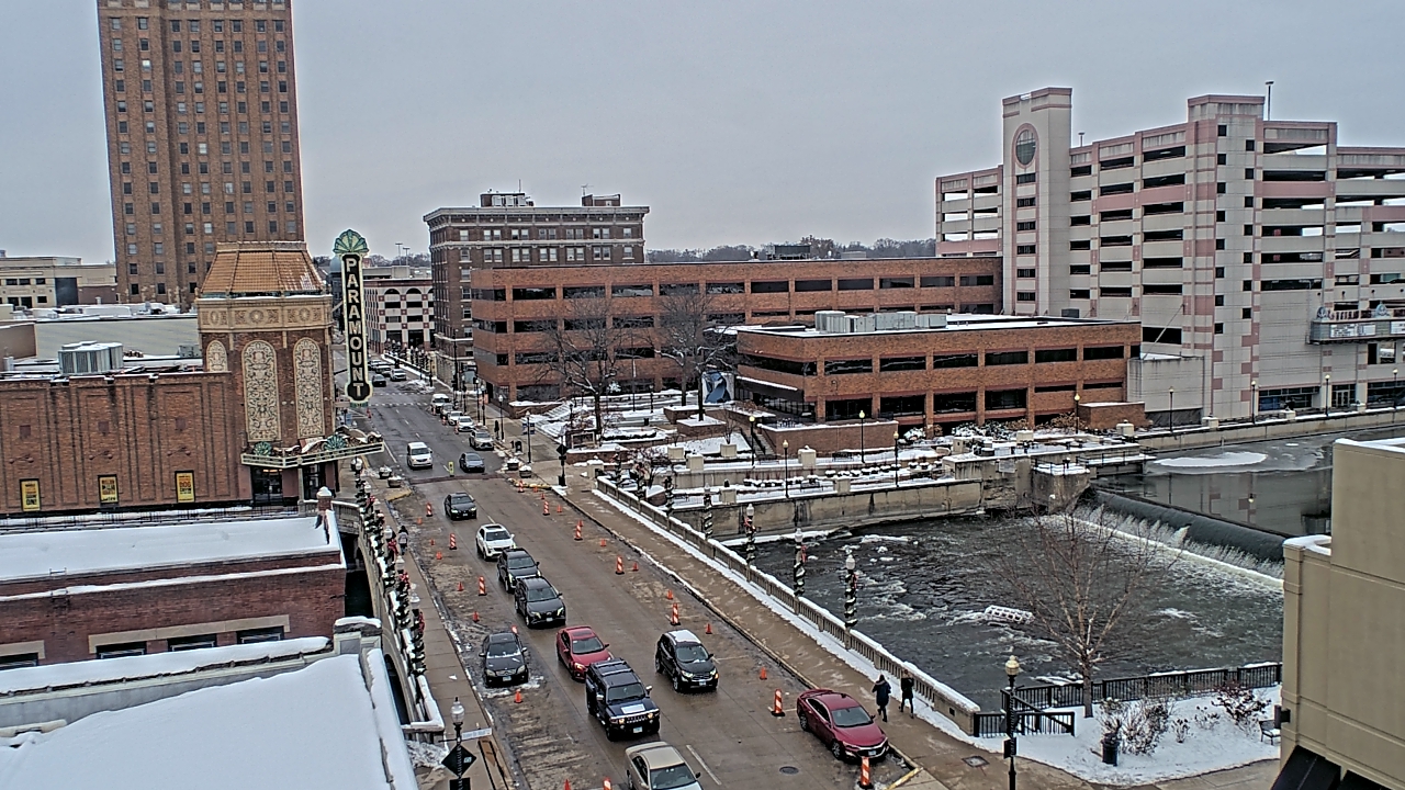 Thumbnail for current weather camera view from City of Aurora IL in Aurora, Illinois