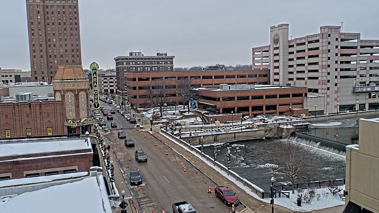 Thumbnail for current weather camera view from City of Aurora IL in Aurora, Illinois