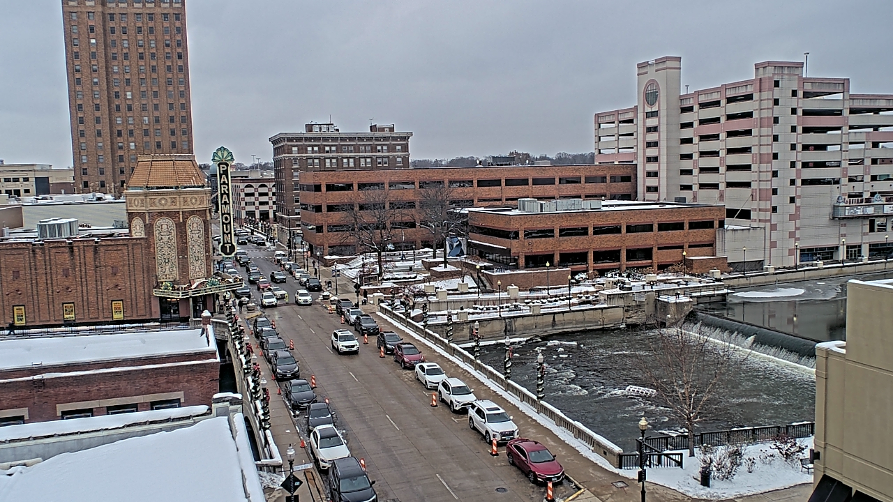 Thumbnail for current weather camera view from City of Aurora IL in Aurora, Illinois