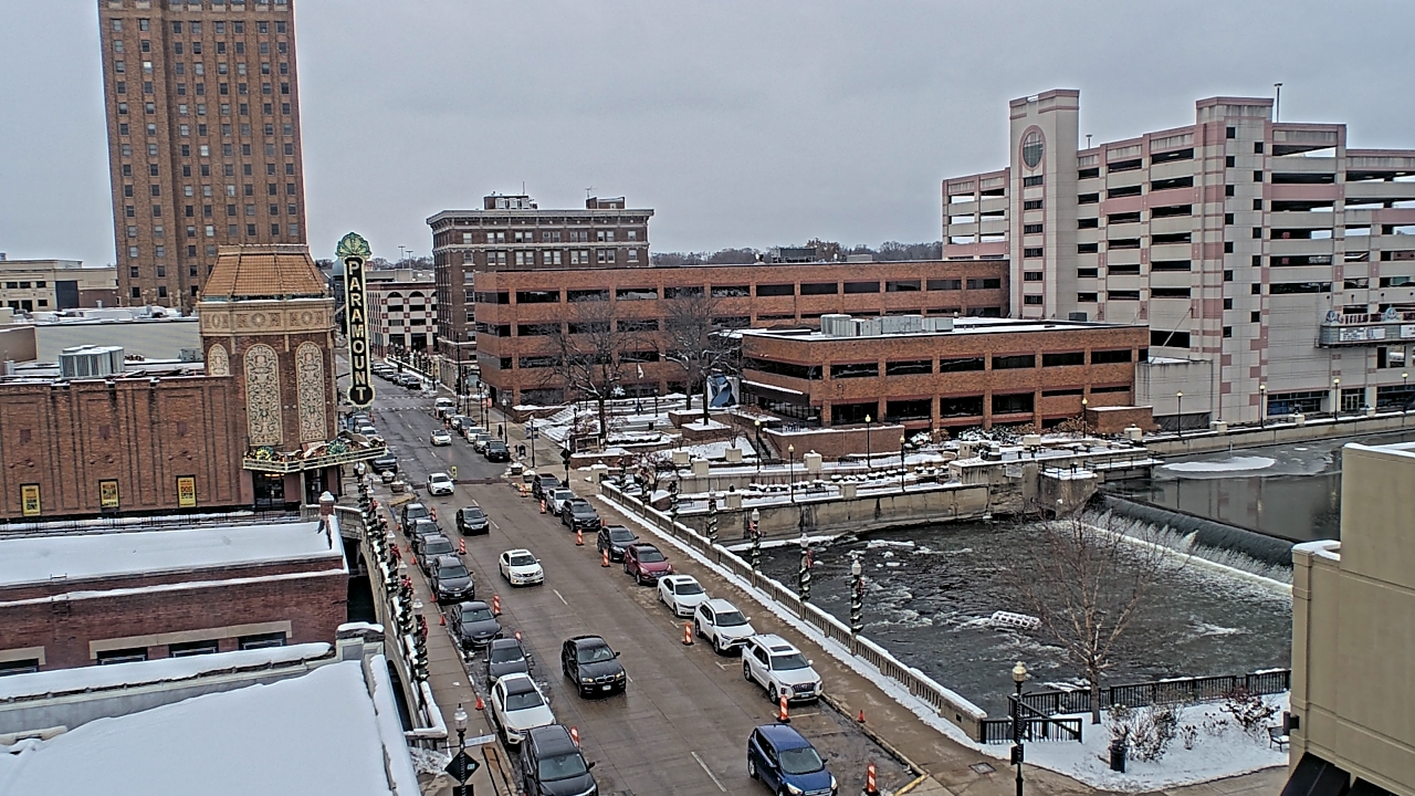 Thumbnail for current weather camera view from City of Aurora IL in Aurora, Illinois