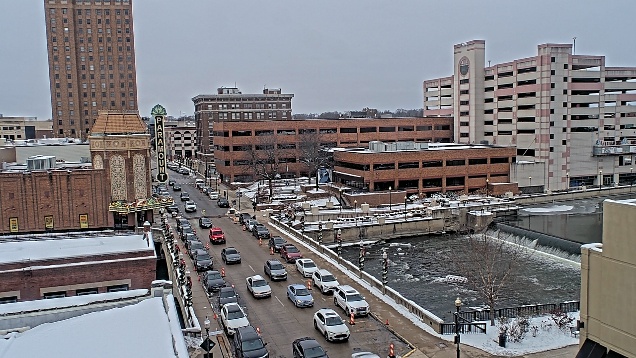 Thumbnail for current weather camera view from City of Aurora IL in Aurora, Illinois