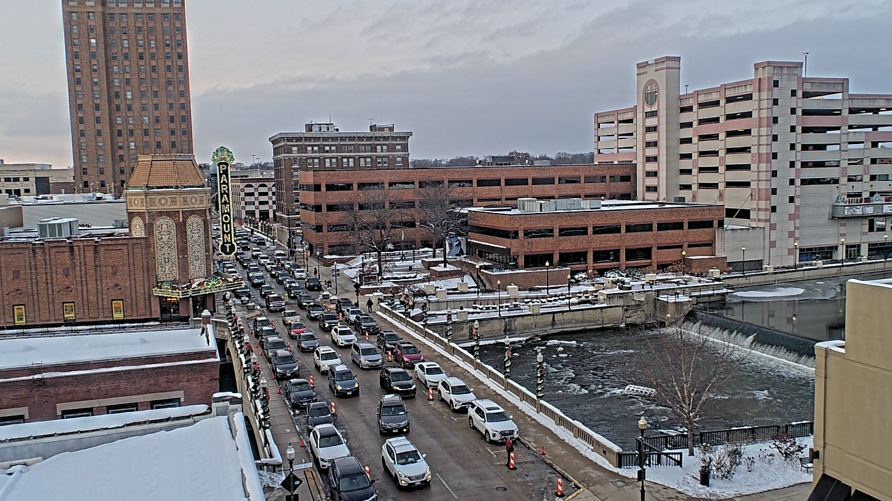 Thumbnail for current weather camera view from City of Aurora IL in Aurora, Illinois