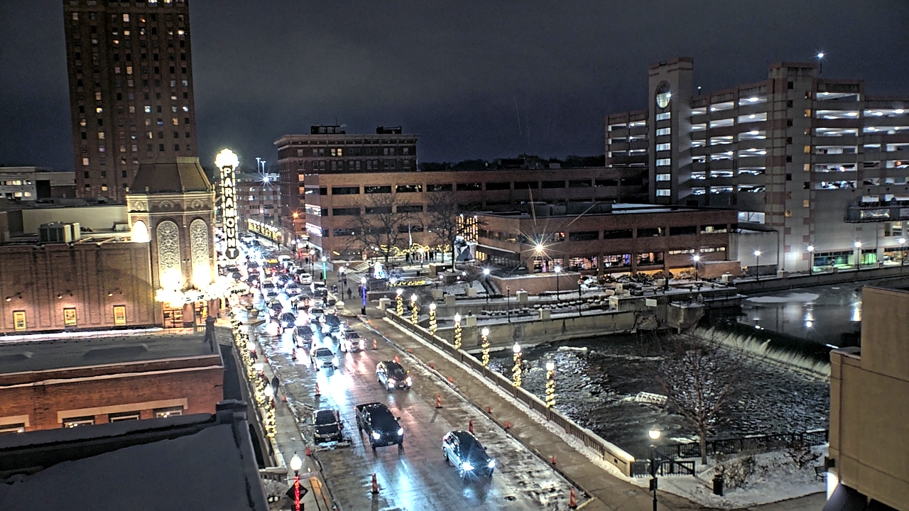 Thumbnail for current weather camera view from City of Aurora IL in Aurora, Illinois