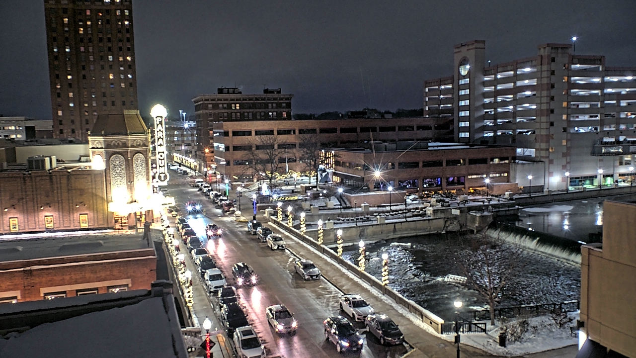 Thumbnail for current weather camera view from City of Aurora IL in Aurora, Illinois