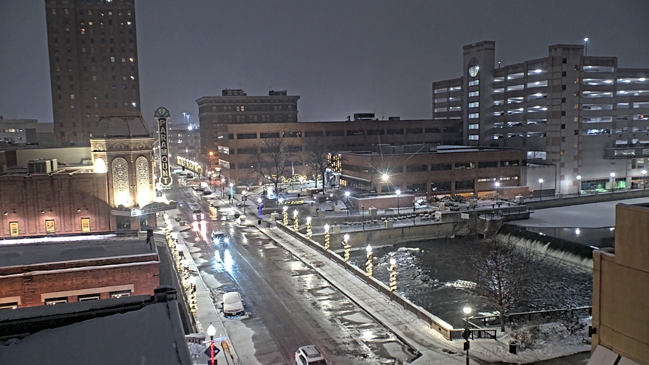 Thumbnail for current weather camera view from City of Aurora IL in Aurora, Illinois