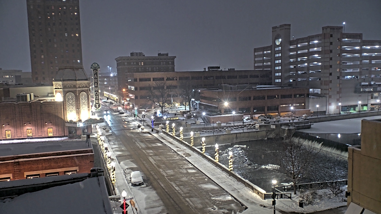 Thumbnail for current weather camera view from City of Aurora IL in Aurora, Illinois