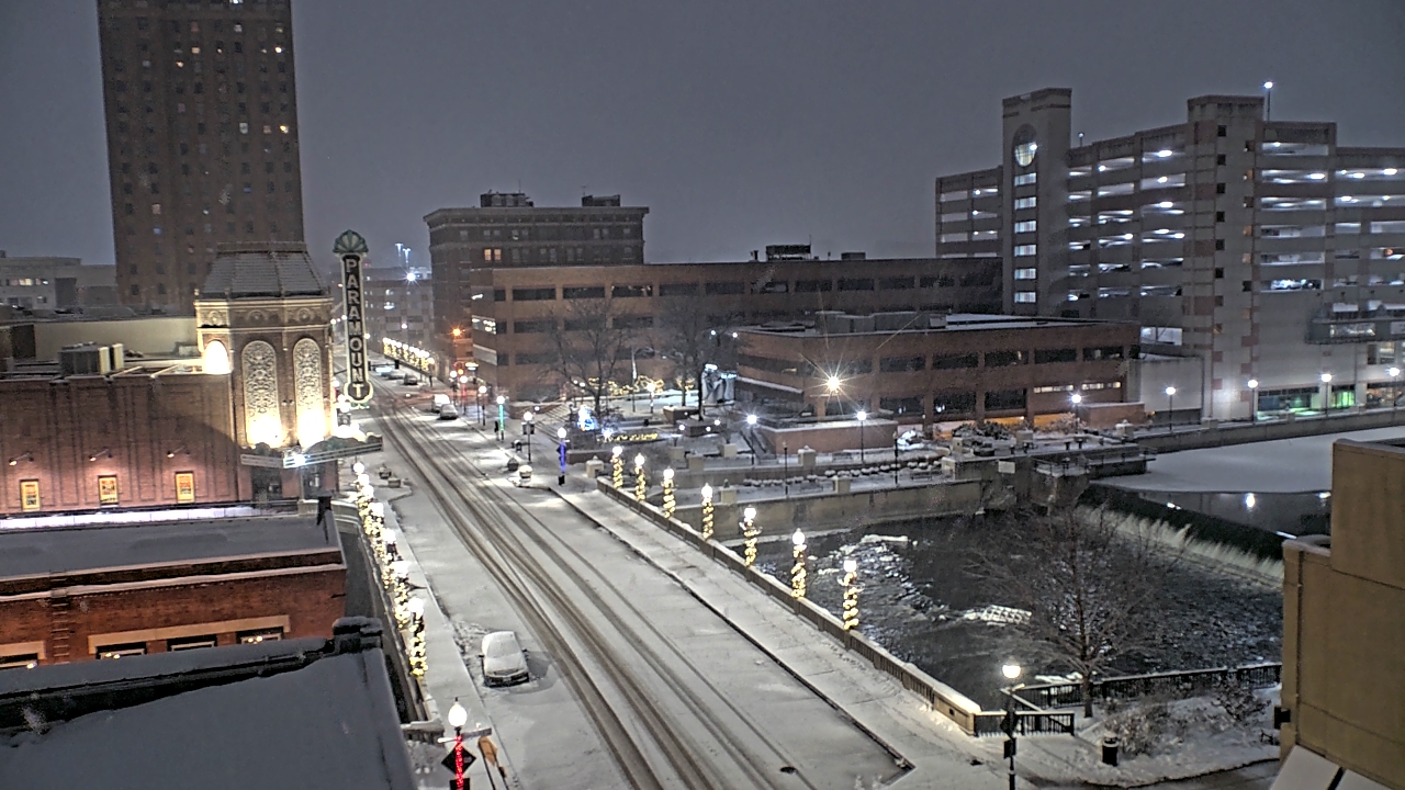 Thumbnail for current weather camera view from City of Aurora IL in Aurora, Illinois