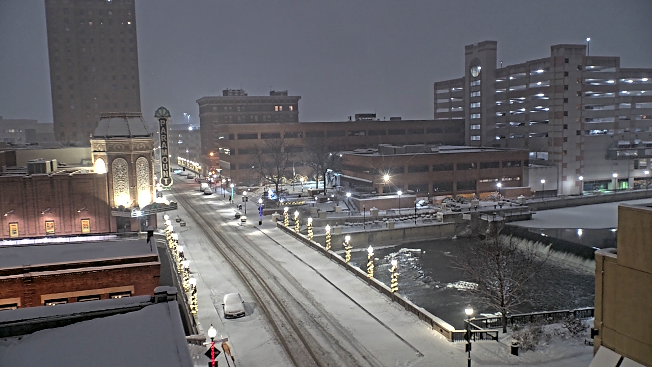 Thumbnail for current weather camera view from City of Aurora IL in Aurora, Illinois