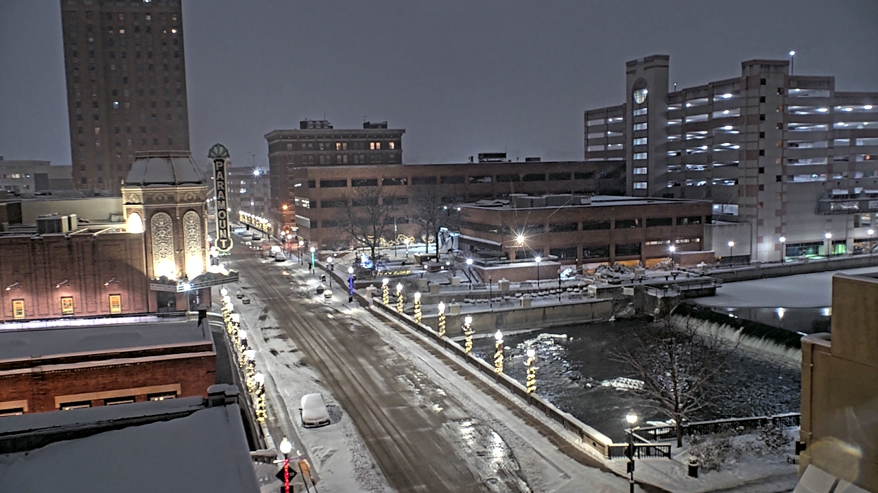 Thumbnail for current weather camera view from City of Aurora IL in Aurora, Illinois