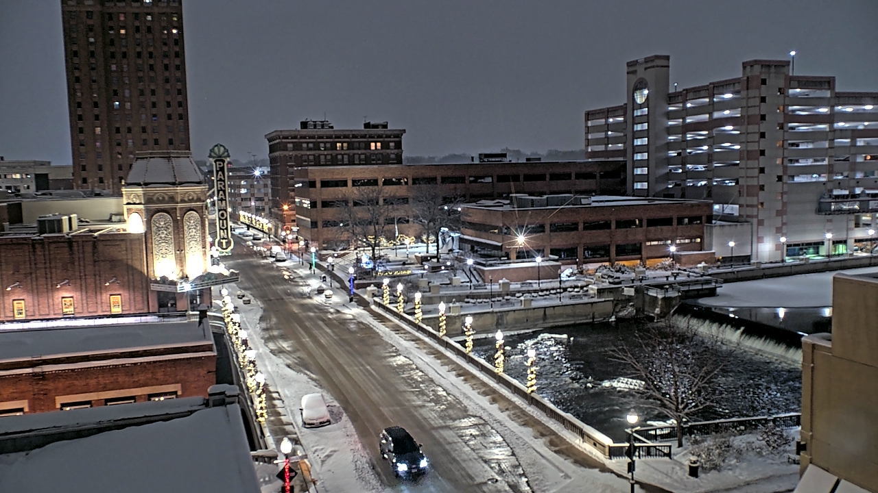 Thumbnail for current weather camera view from City of Aurora IL in Aurora, Illinois