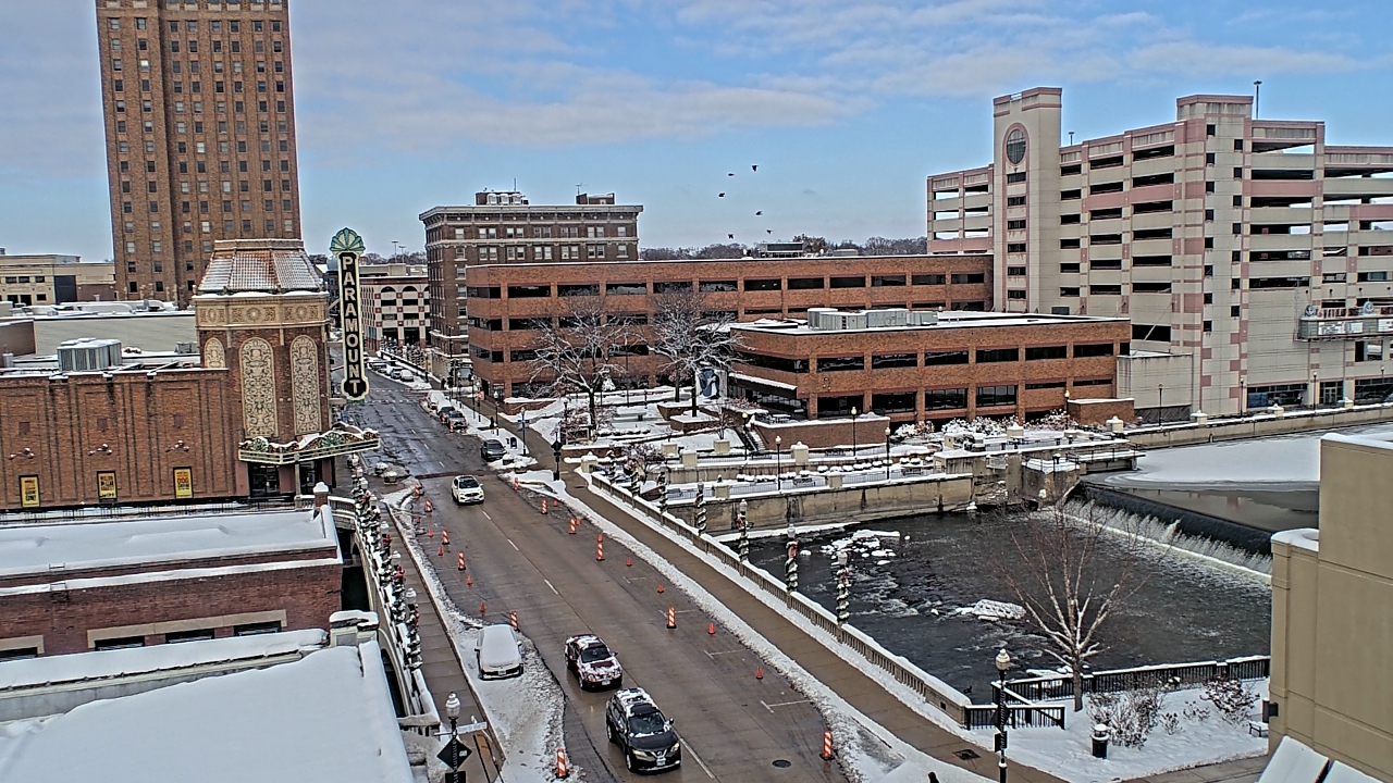 Thumbnail for current weather camera view from City of Aurora IL in Aurora, Illinois