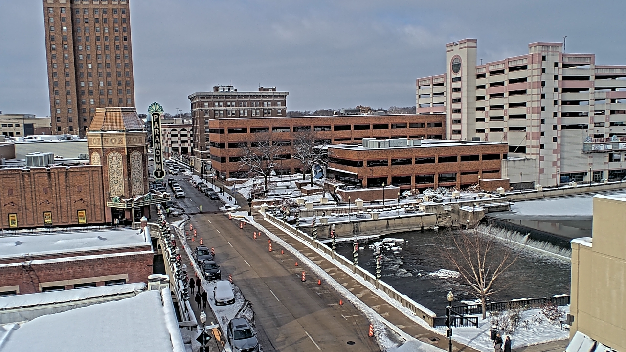 Thumbnail for current weather camera view from City of Aurora IL in Aurora, Illinois