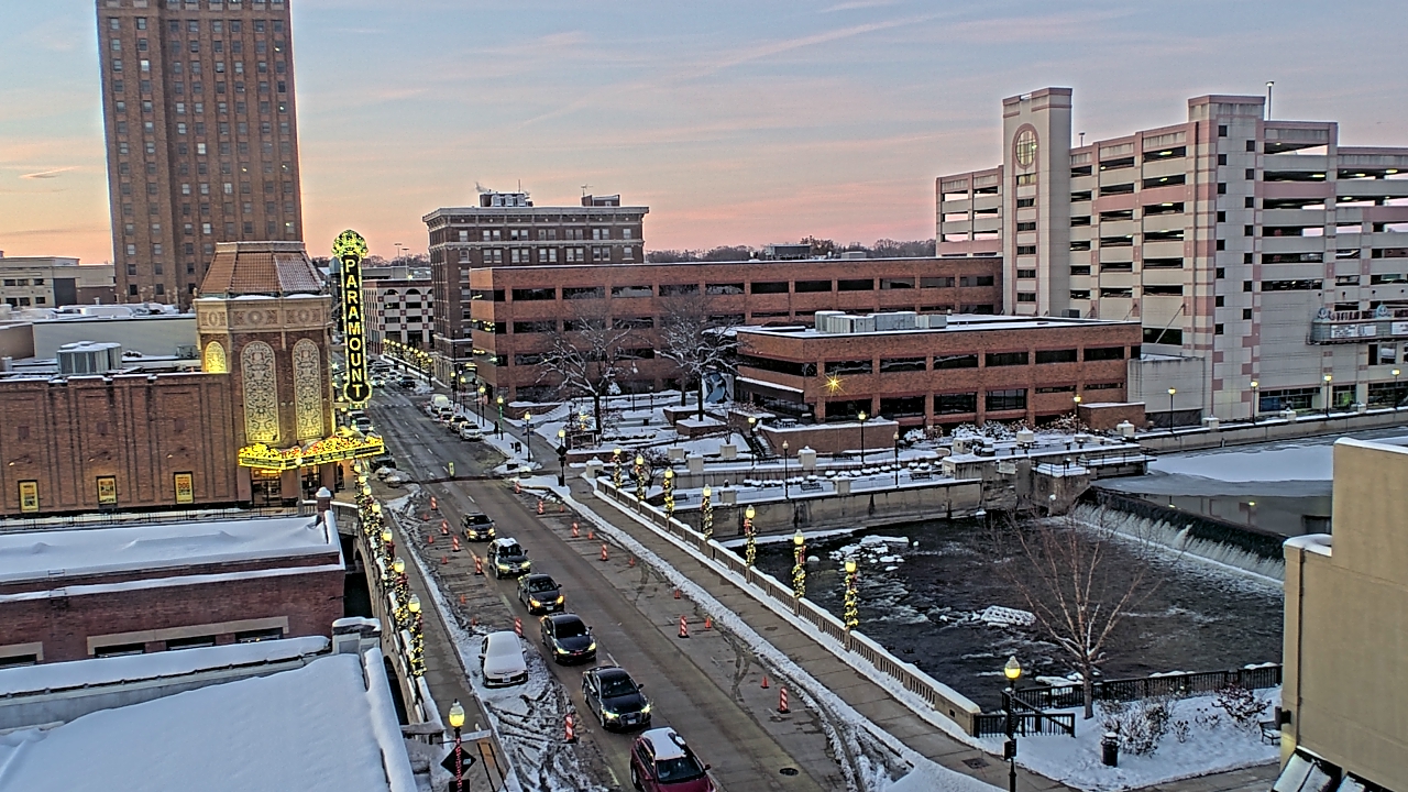 Thumbnail for current weather camera view from City of Aurora IL in Aurora, Illinois