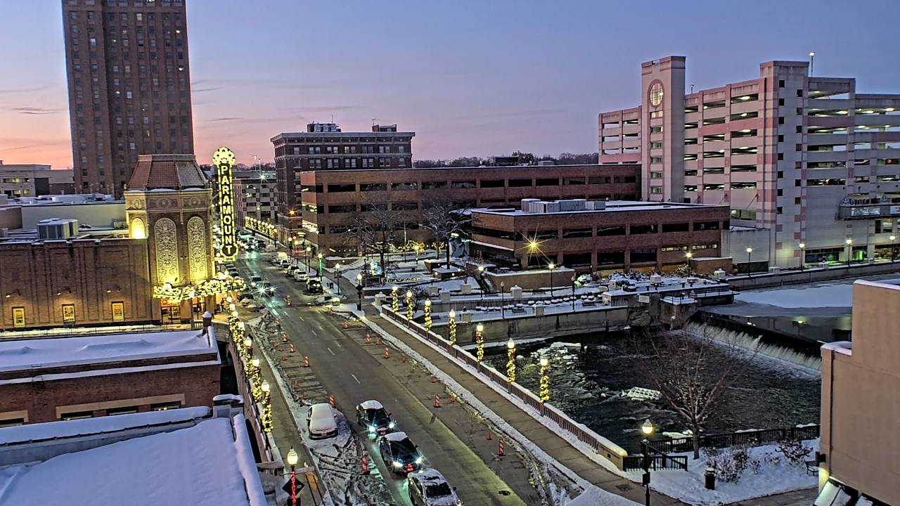 Thumbnail for current weather camera view from City of Aurora IL in Aurora, Illinois