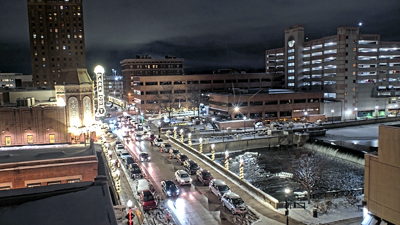Thumbnail for current weather camera view from City of Aurora IL in Aurora, Illinois