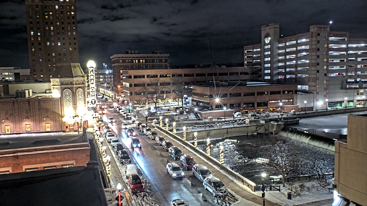 Thumbnail for current weather camera view from City of Aurora IL in Aurora, Illinois