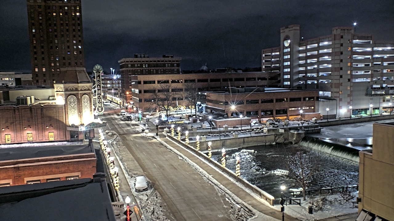 Thumbnail for current weather camera view from City of Aurora IL in Aurora, Illinois