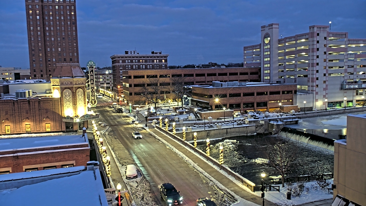 Thumbnail for current weather camera view from City of Aurora IL in Aurora, Illinois