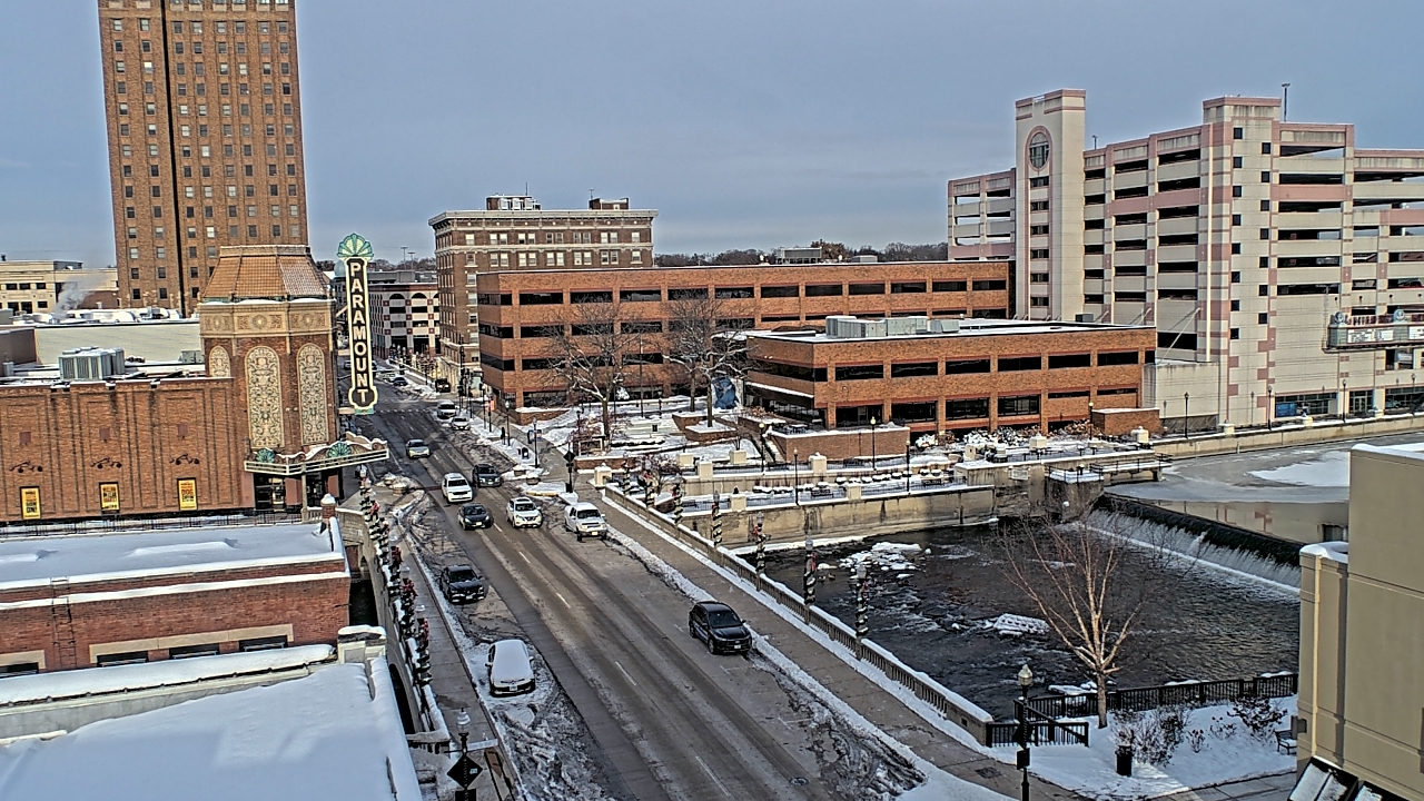 Thumbnail for current weather camera view from City of Aurora IL in Aurora, Illinois