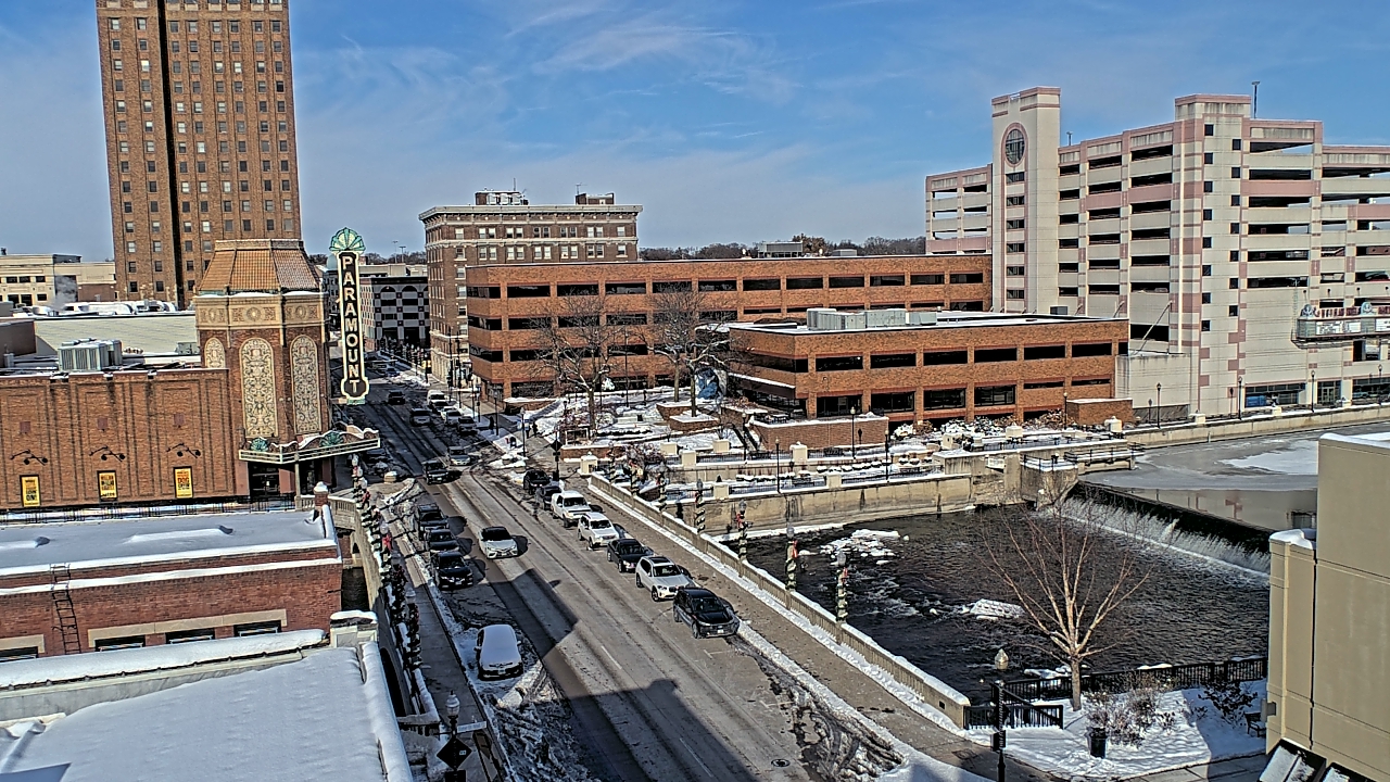 Thumbnail for current weather camera view from City of Aurora IL in Aurora, Illinois