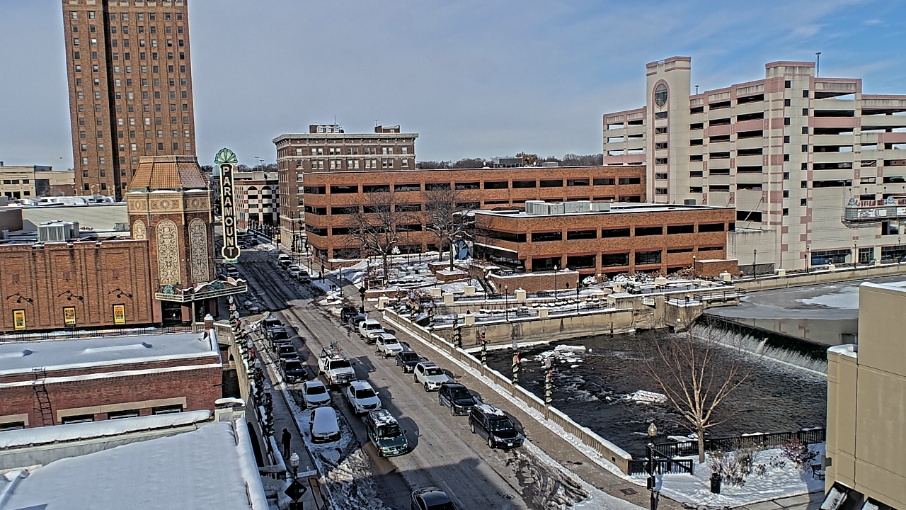 Thumbnail for current weather camera view from City of Aurora IL in Aurora, Illinois