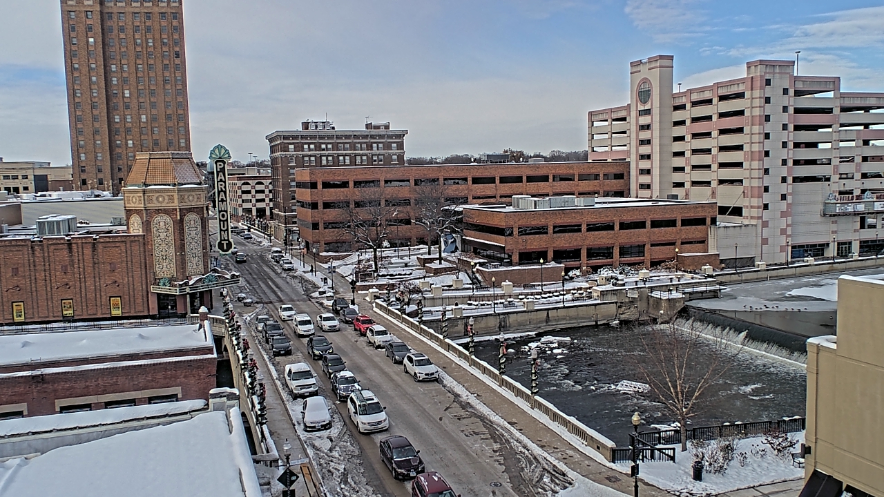 Thumbnail for current weather camera view from City of Aurora IL in Aurora, Illinois