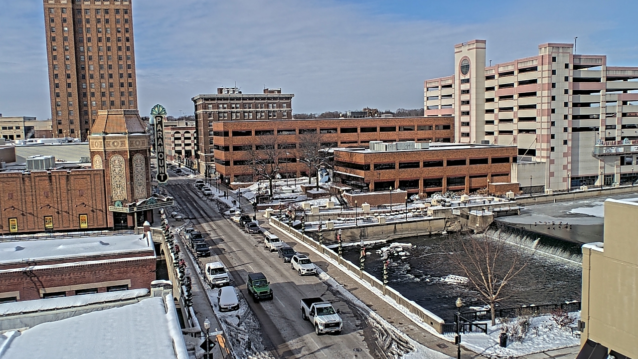 Thumbnail for current weather camera view from City of Aurora IL in Aurora, Illinois